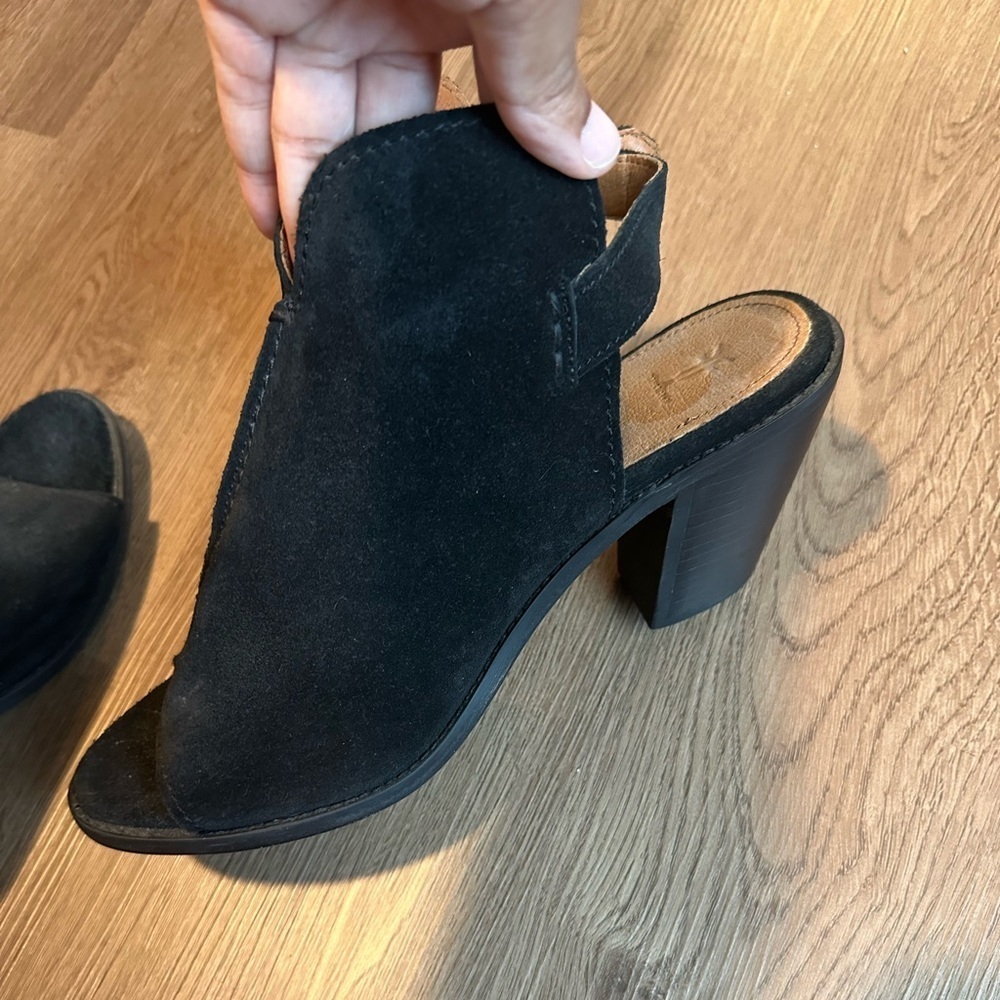 Frye Black Courtney Sling Black Suede
Peep Toe Heeled Sandal - Picture 6 of 14